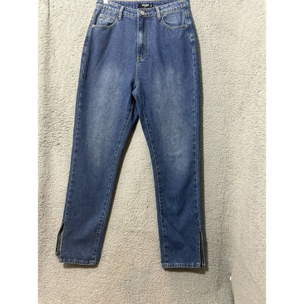Missguided high waisted Petite straight leg jean with split hem Women’s size 6